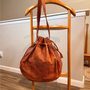 Vintage Hand Tooled Leather Bucket Bag Boho Saddle Brown Tassel